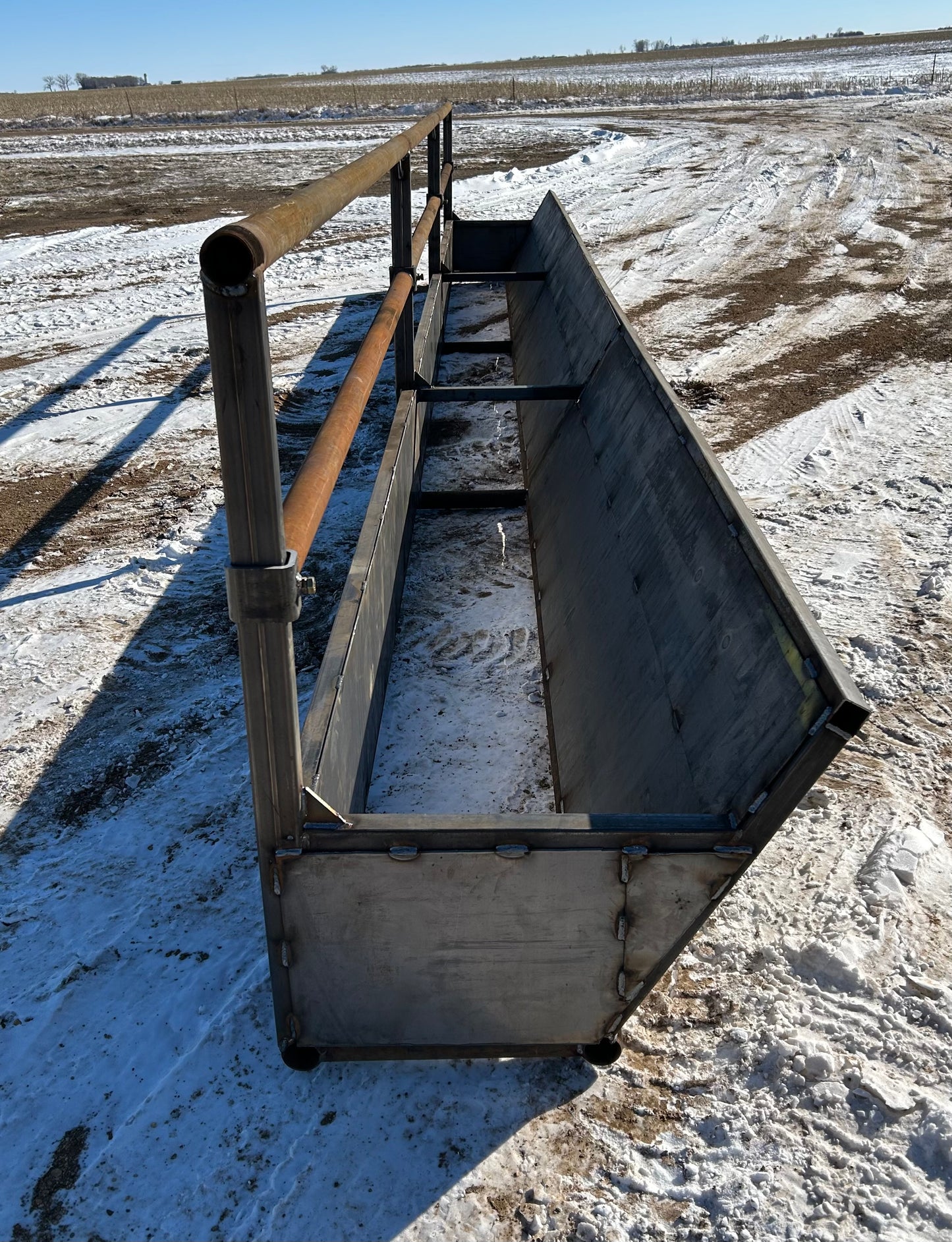 Fenceline Bottomless Feedbunks